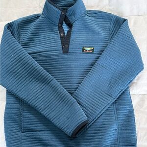L.L. Bean Airlight Knit Blue Lightweight Pullover men’s medium